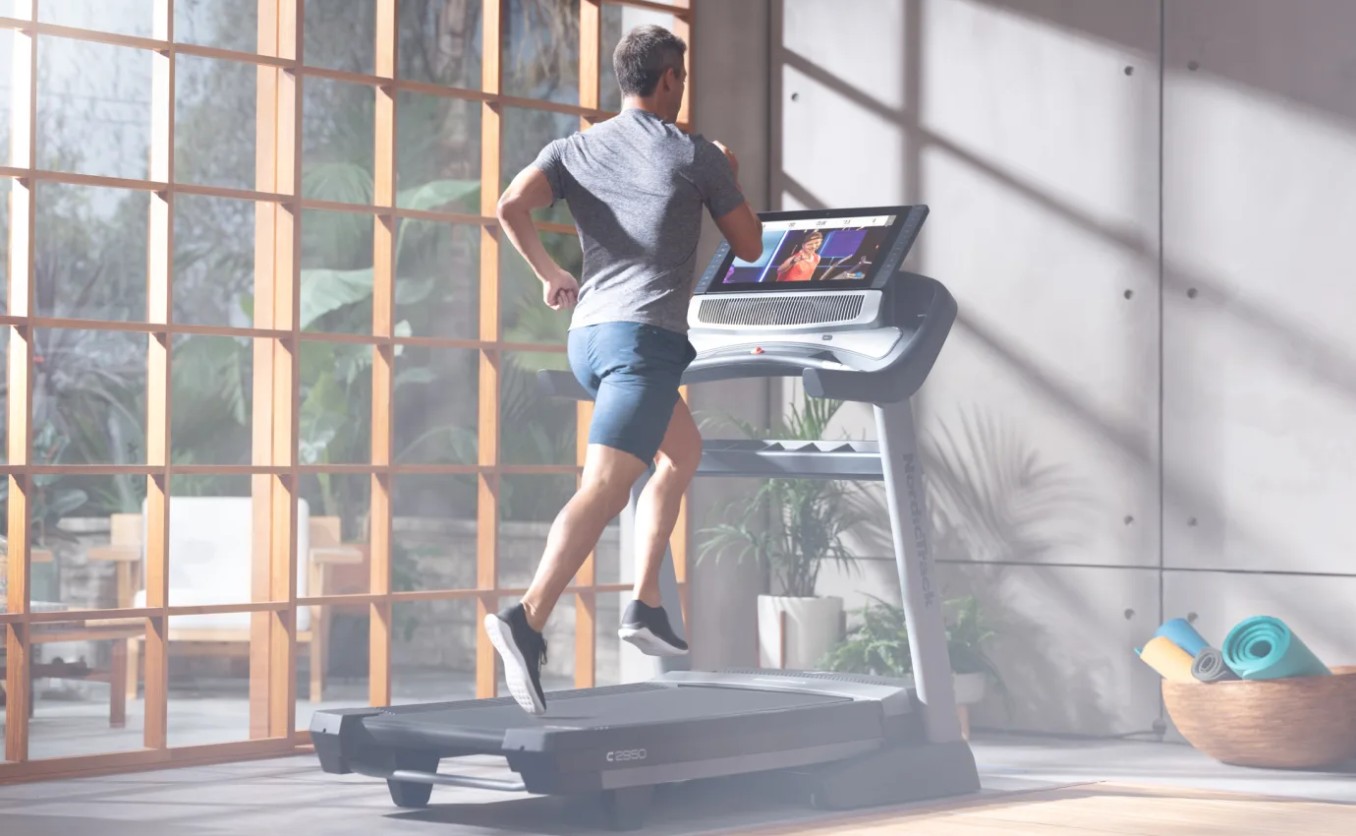 Best Treadmill With TV